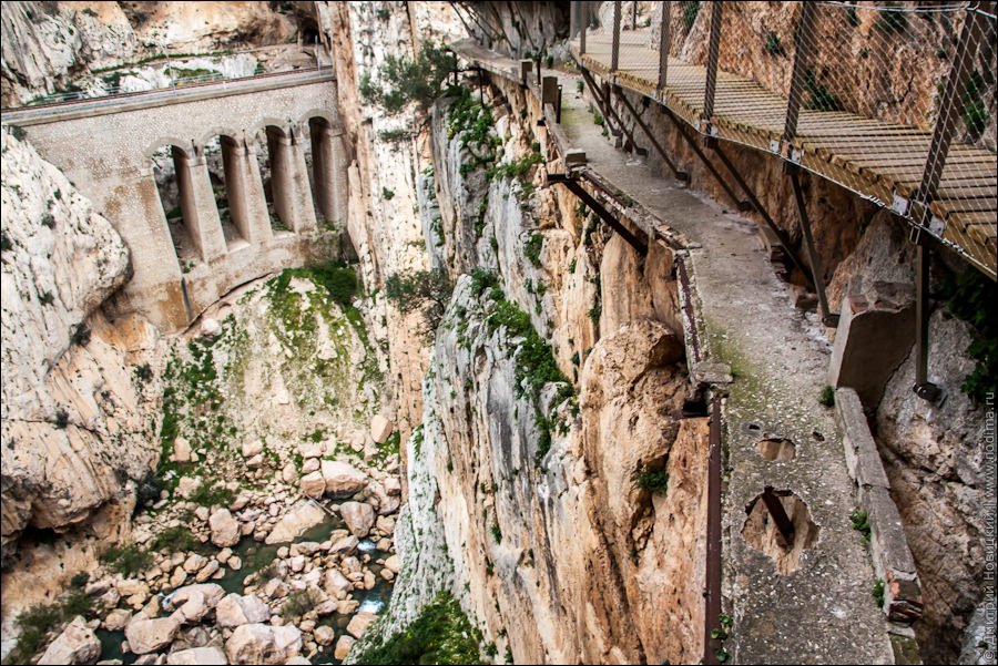 Разрушенная старая тропа