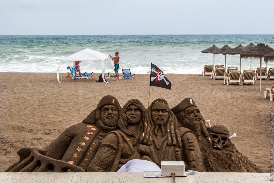 6. Пираты Карибского моря из песка