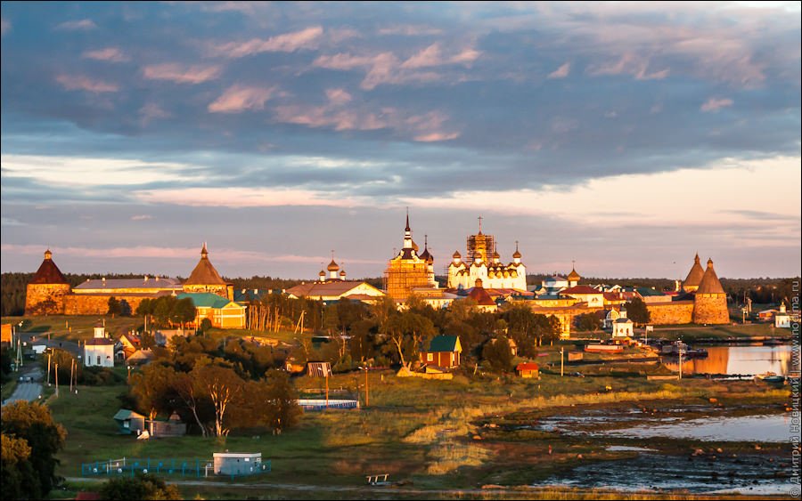 9. Соловецкий кремль на закате