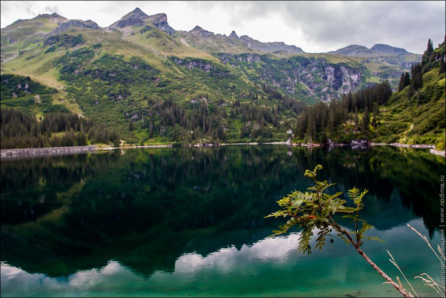 Garichtisee — горное озеро в Швейцарии
